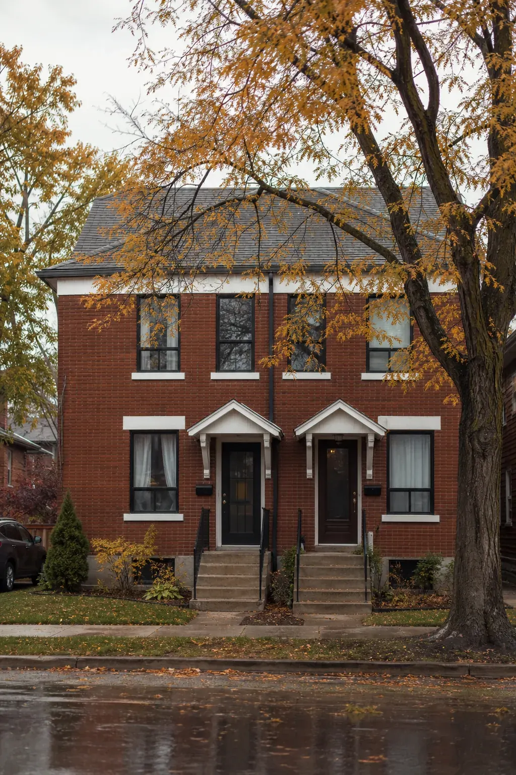 Rental duplex house in an Ontario neighbourhood